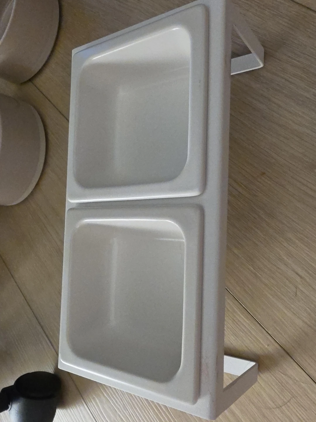 Pet dish