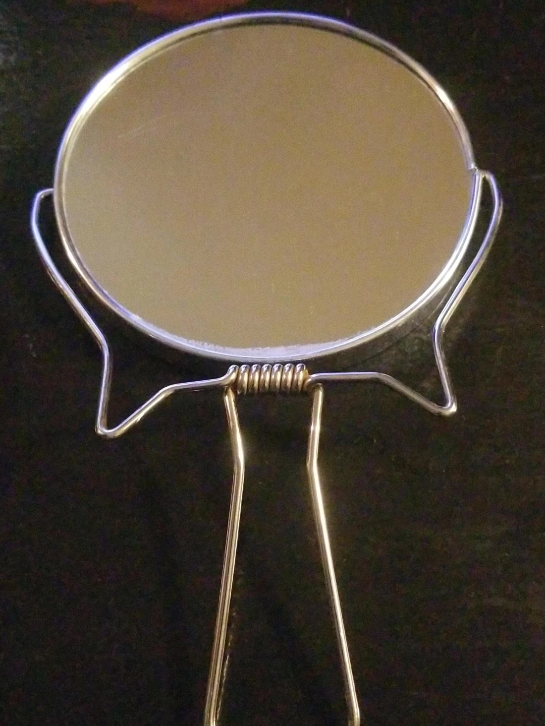 Silver Metal Compact Mirror