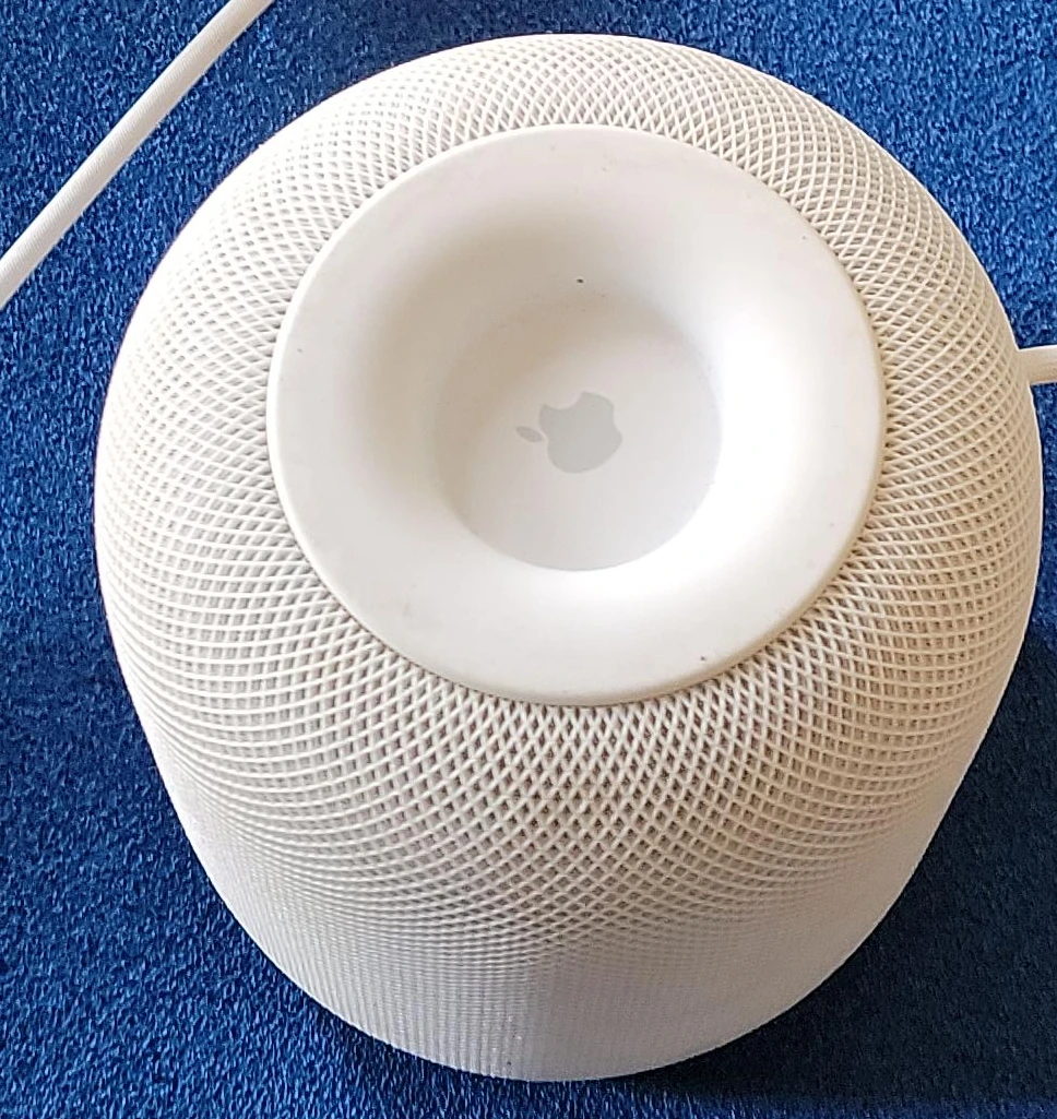 Apple HomePod Smart Speaker