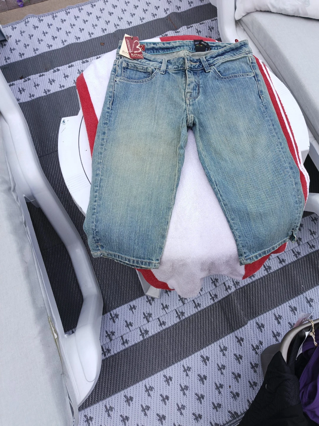 Buffalo David Bitton Denim Capris