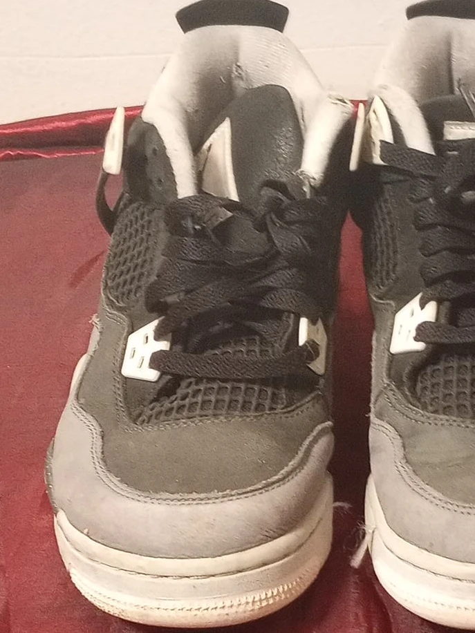 Air Jordan 4 "Grey" Sneakers