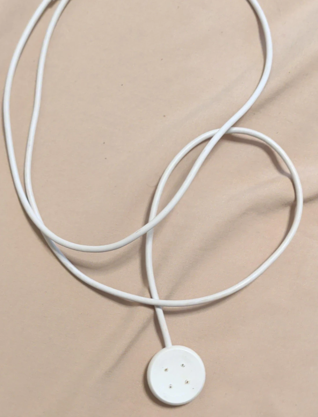 Google pixel watch 2 charger ans bands