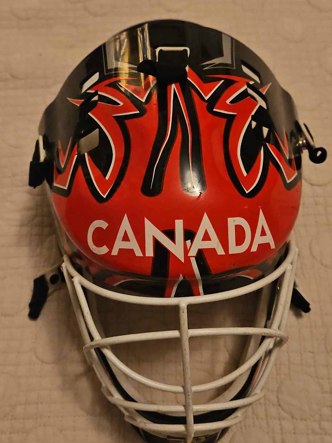 Canada Goalie Mask Street hockey size Medium