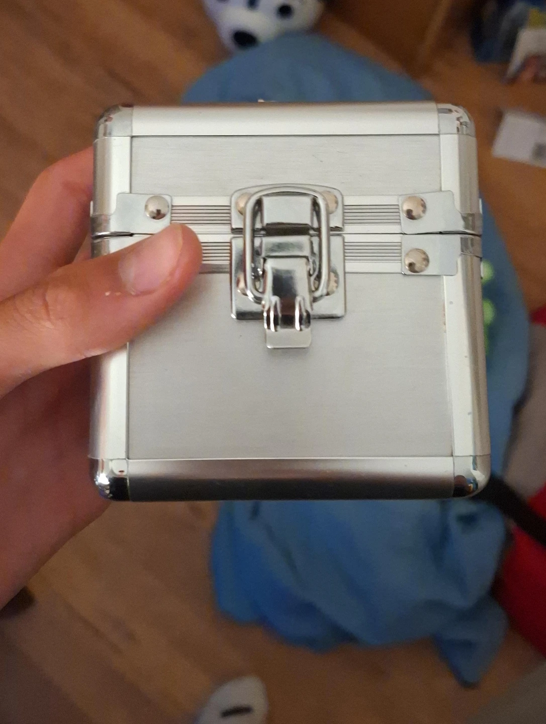 Silver Clamshell Jewellery Box