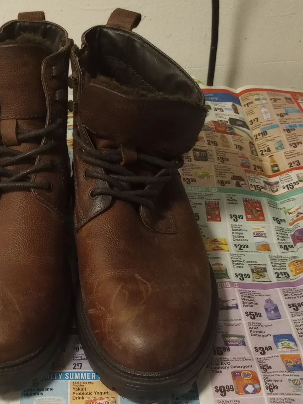 Brown Leather Lace-Up Boots with Fur Lining