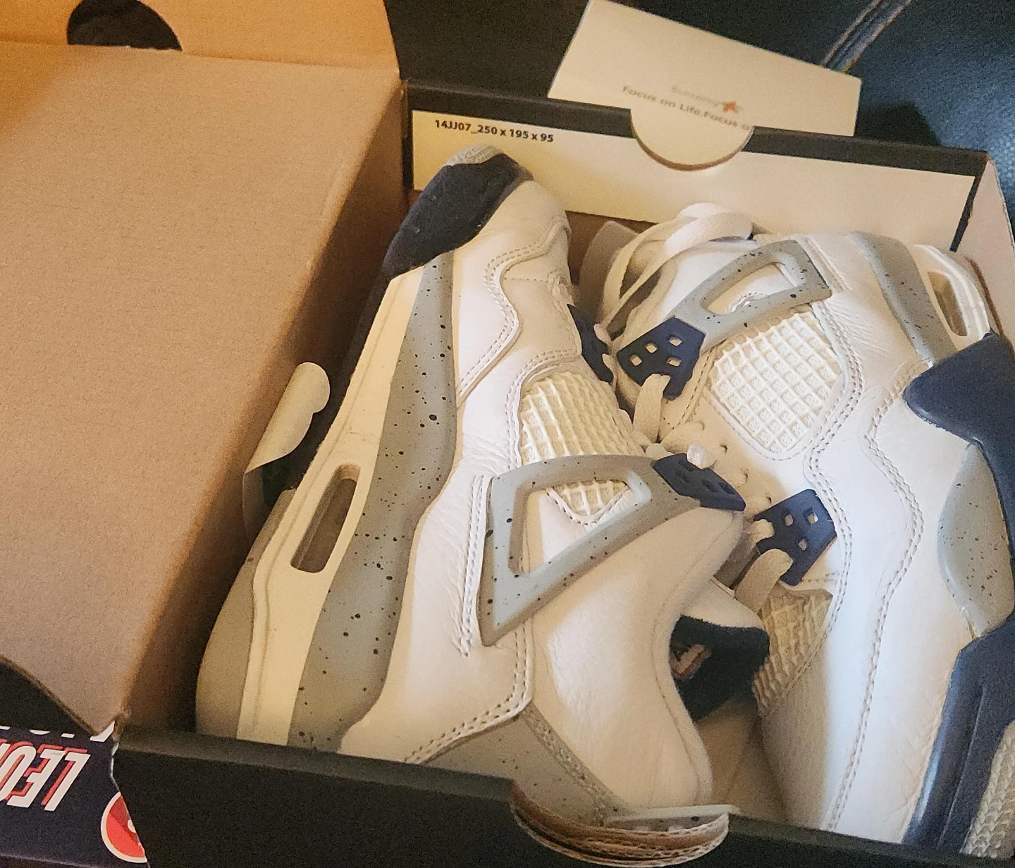 Air Jordan 4 Retro