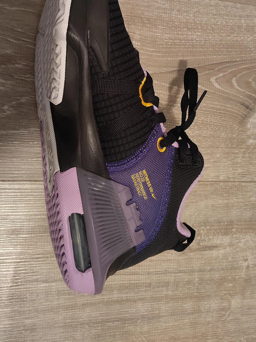 Nike Witness VII Performance Basketball Shoes