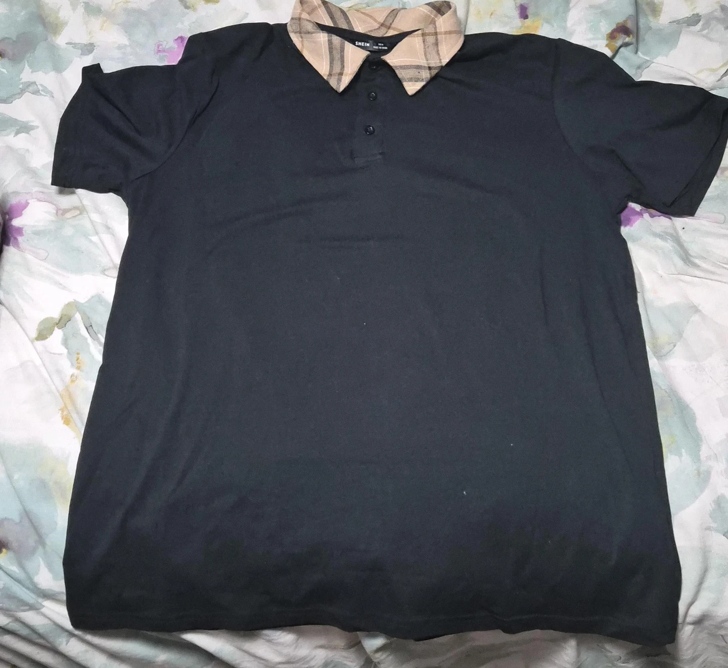 SHEIN Black Polo Shirt with Plaid Collar