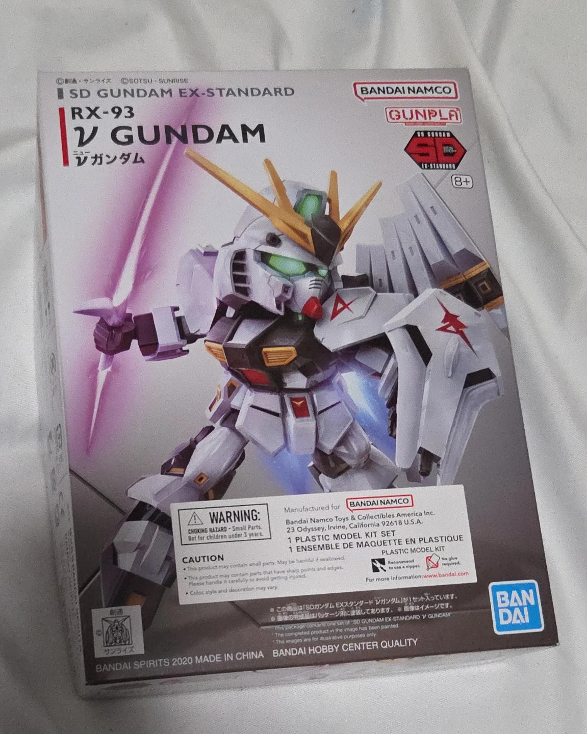 Bandai SD Gundam EX-Standard RX-93 V Gundam Model Kit