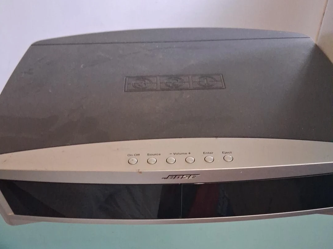 Bose AV 3-2-1 II Media Center asking $80-OBO