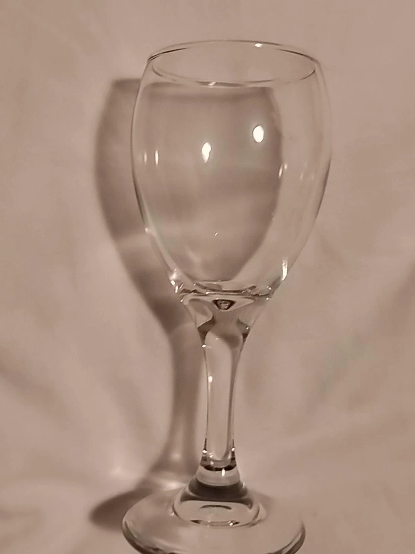 Clear Glass Wine Glass