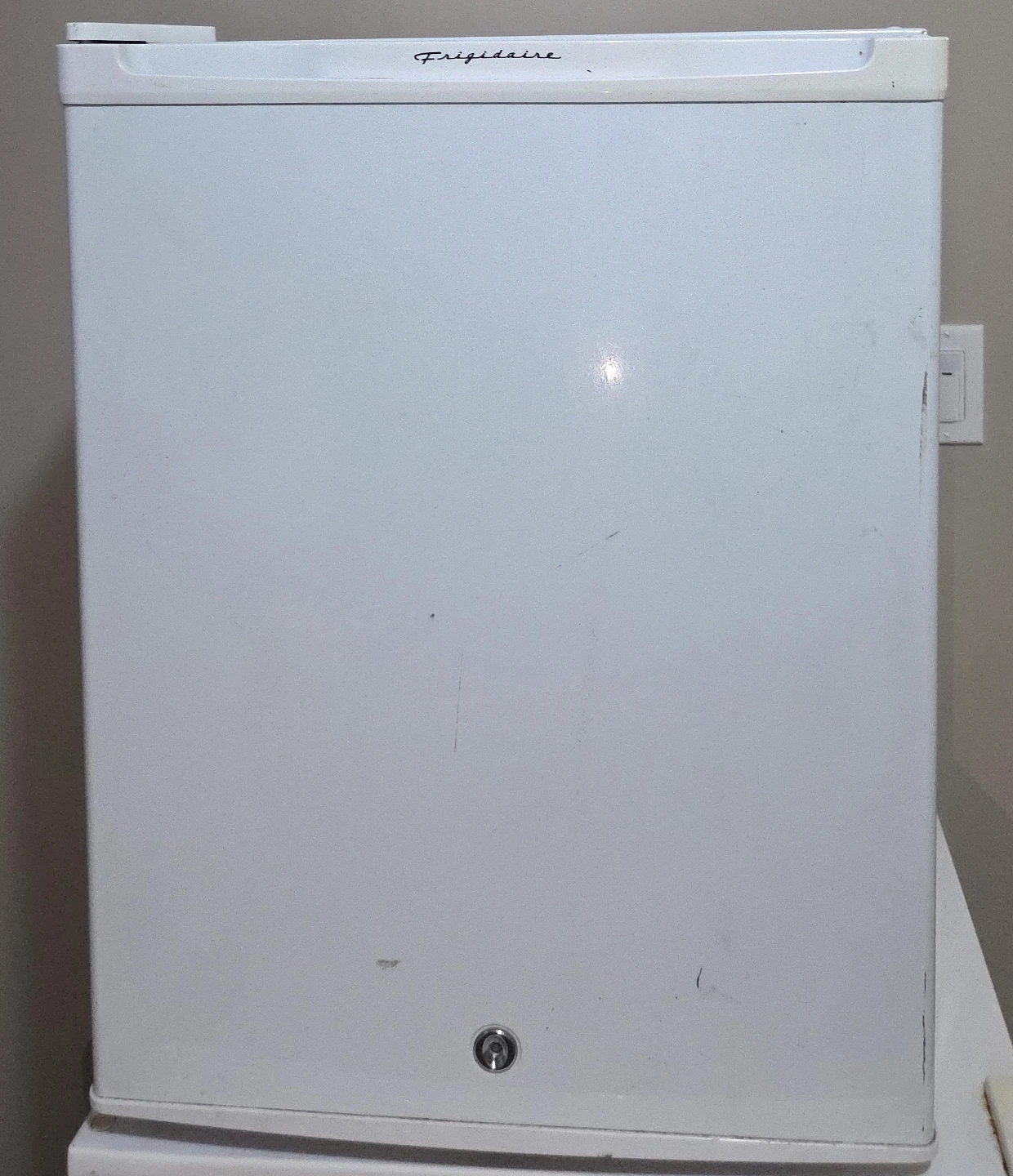Frigidaire White Compact Refrigerator
