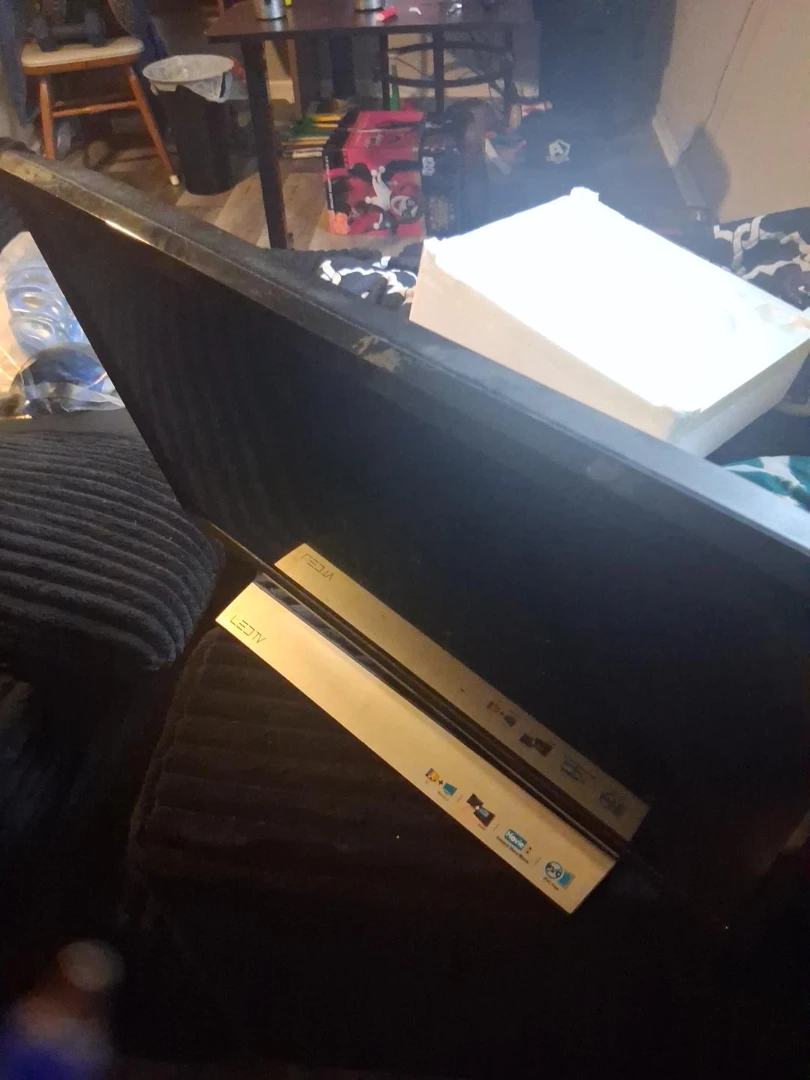 VIZIO LED TV