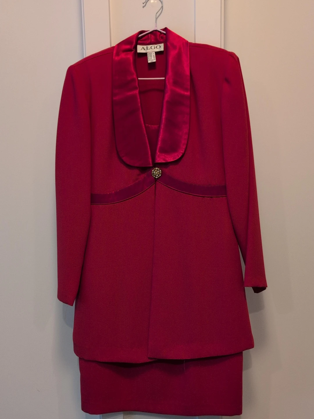 ALGO Women's Fuschia Suit Set