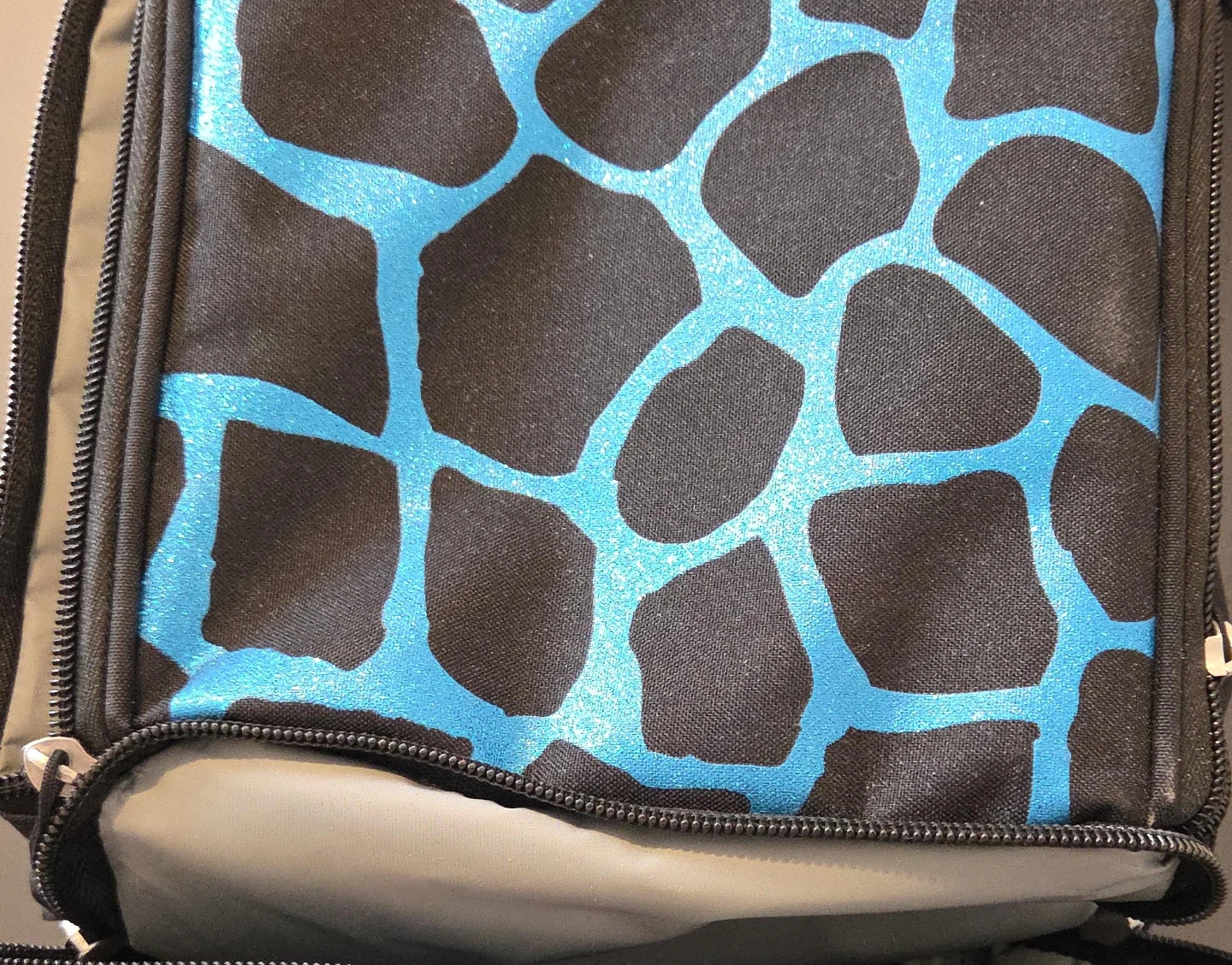Black and Blue Giraffe Print Lunch Bag