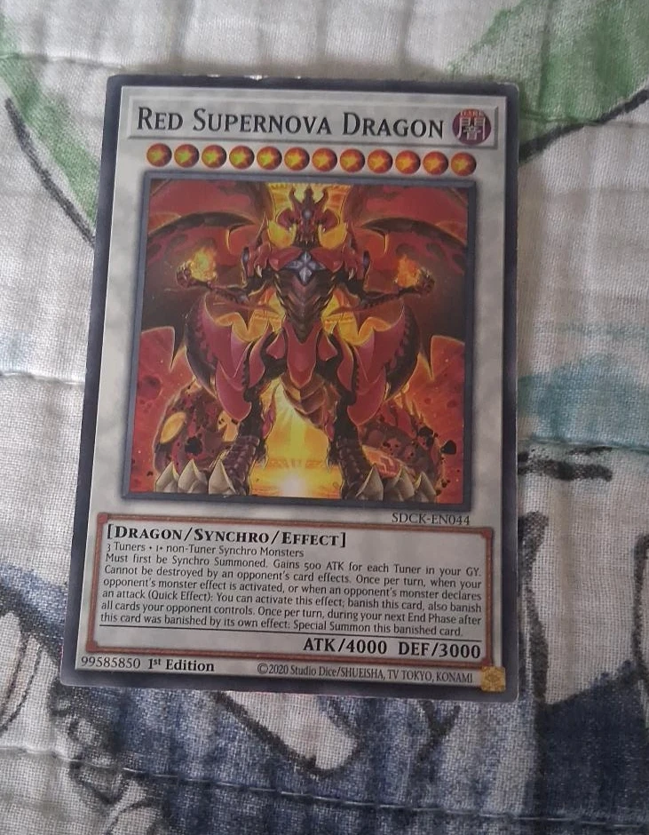 Red Supernova Dragon Yu-Gi-Oh! Trading Card