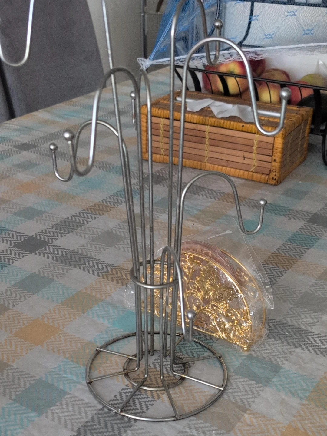 Silver Wire Mug Tree Holder