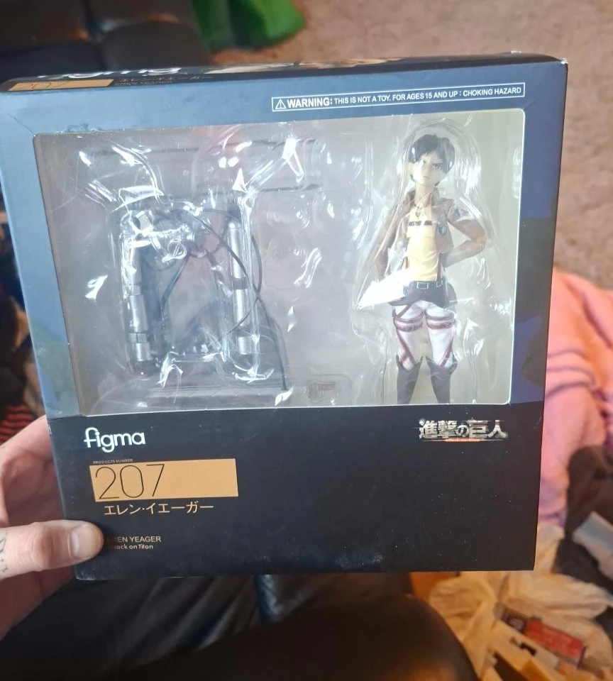 Figma 207 Eren Yeager Action Figure