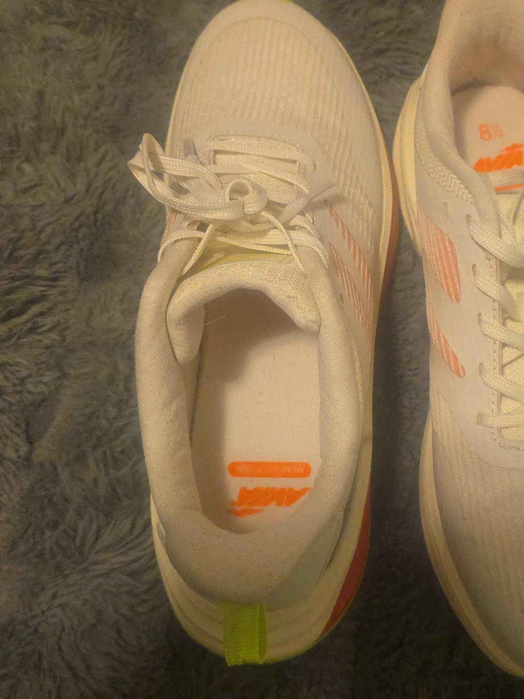 Avia  Athletic Shoes Size 8.5 White/Pink