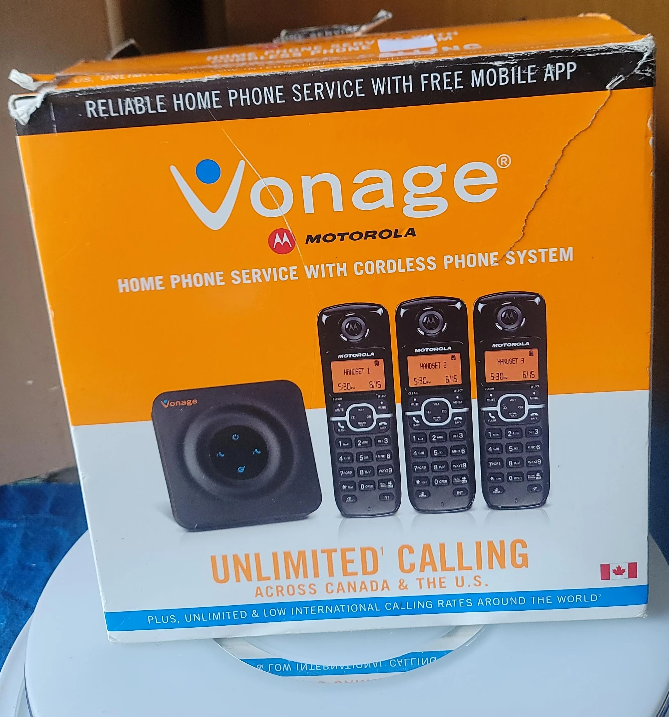 Vonage Motorola Home Phone System with 3 Handsets