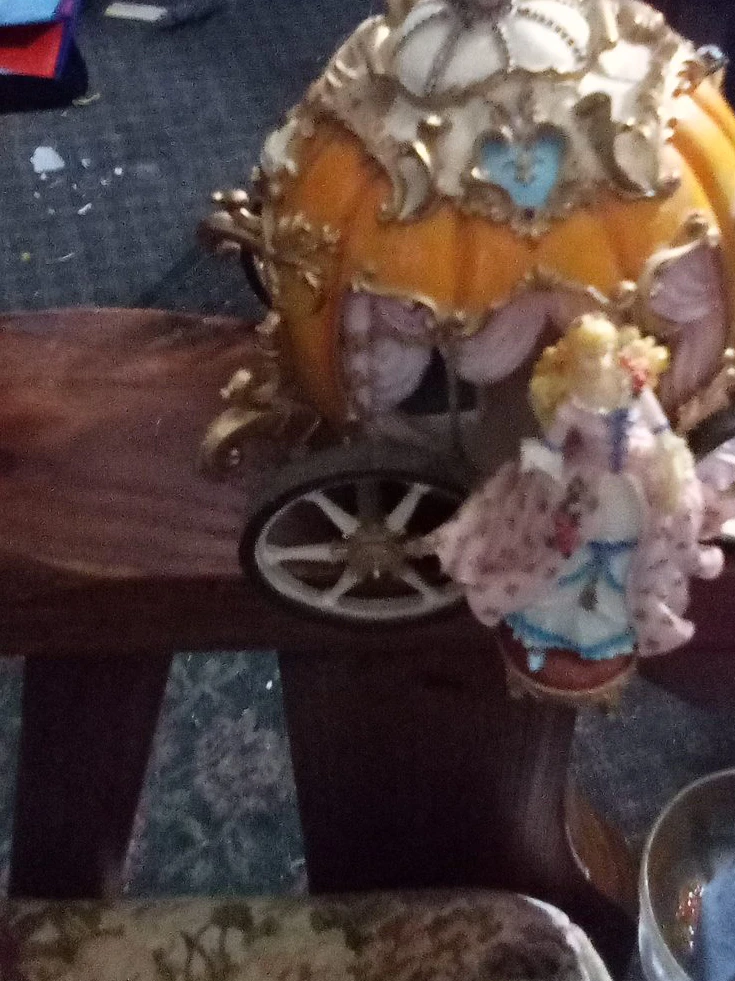 Disney Princess Cinderella Pumpkin Carriage Figurine