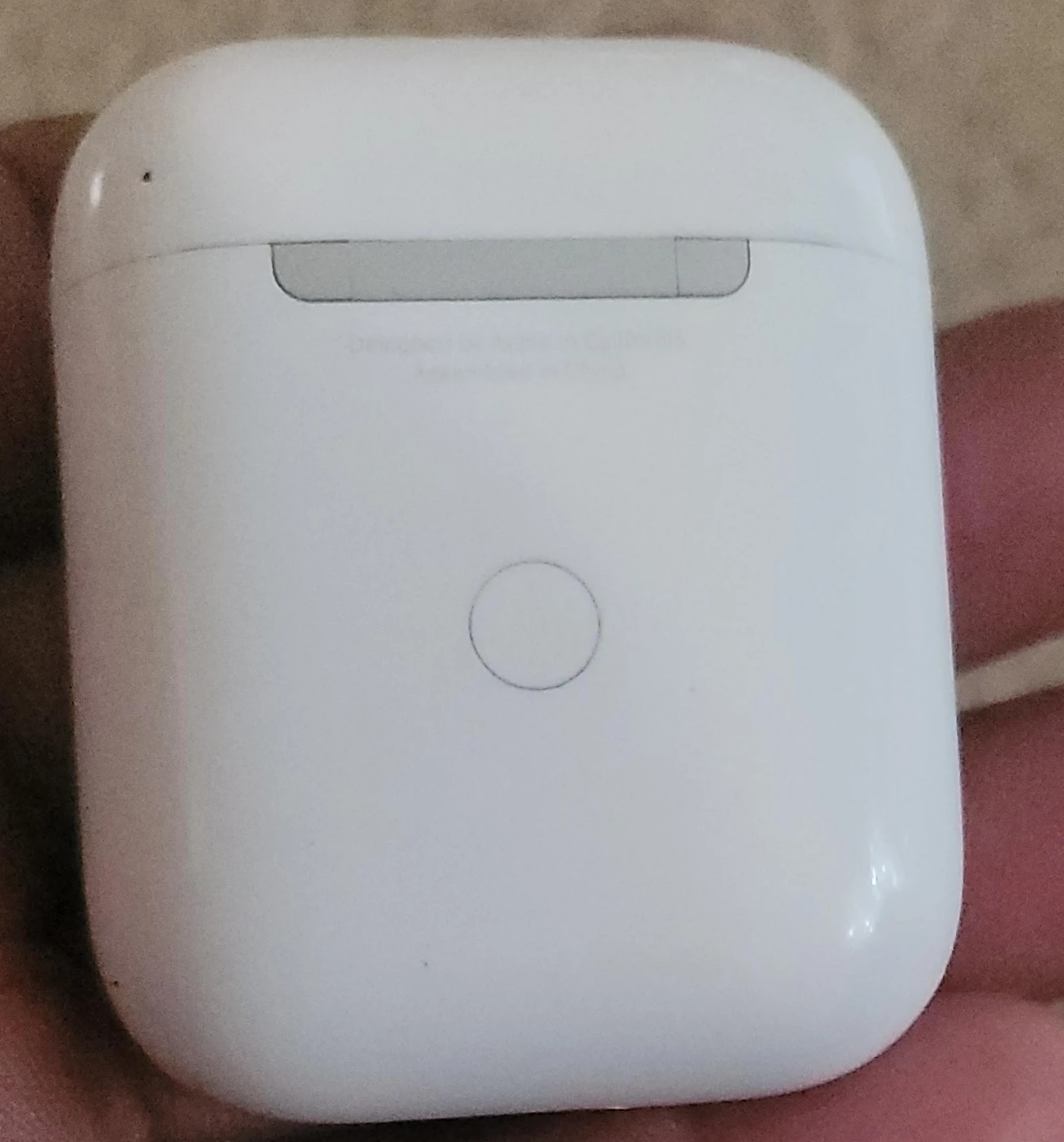 Apple AirPods with Wireless Charging Case