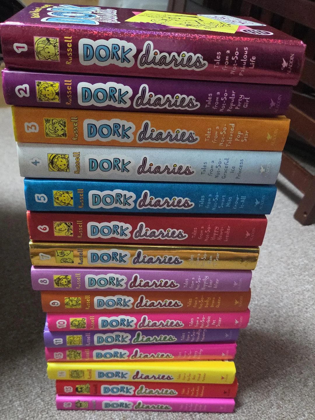 Dork Diaries Book Set (1-16)