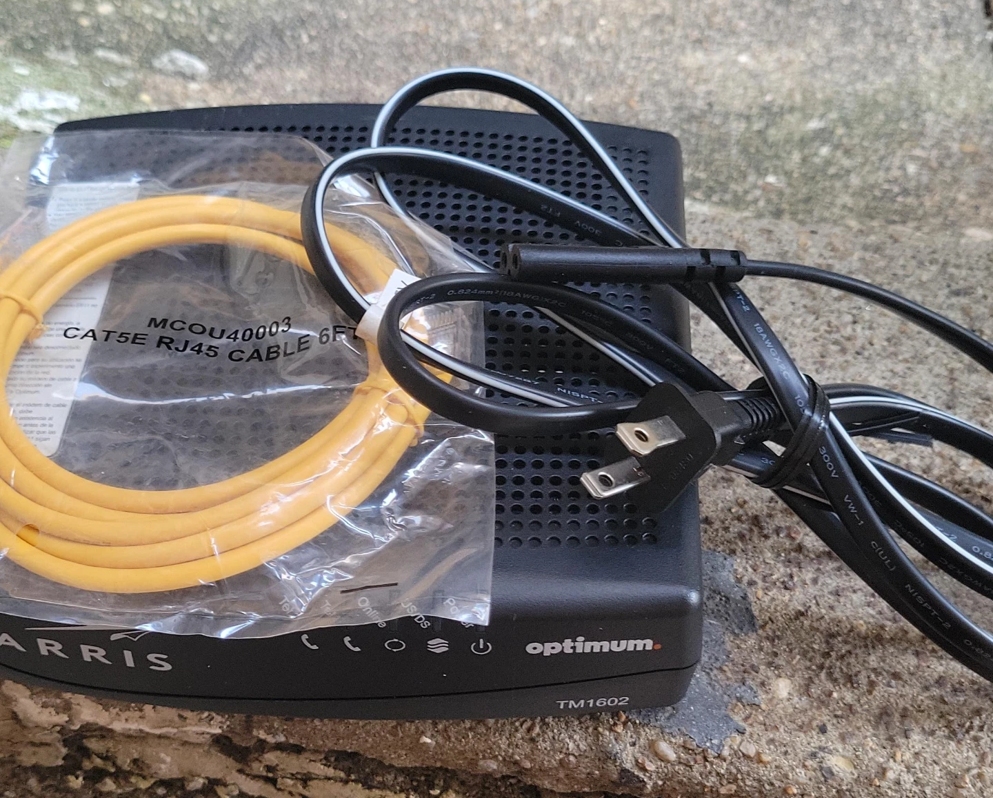 ARRIS TM1602 Optimum Modem Router with Ethernet Cable