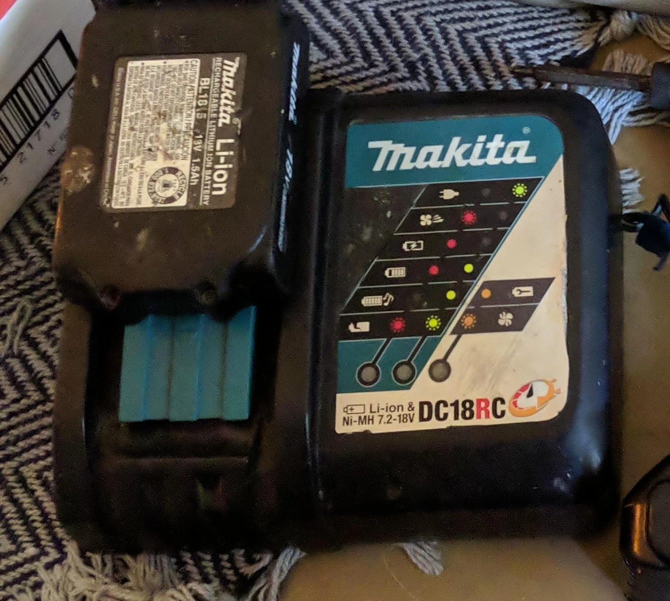 Makita DC18RC Charger and BL1815 18V 1.5Ah Battery