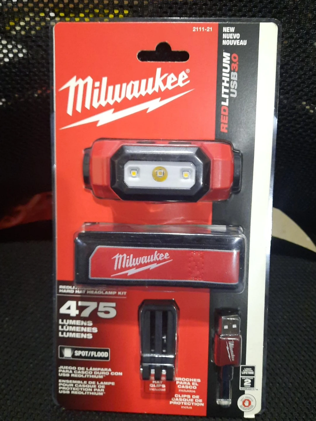 Milwaukee REDLITHIUM USB 3.0 Hard Hat Headlamp Kit
