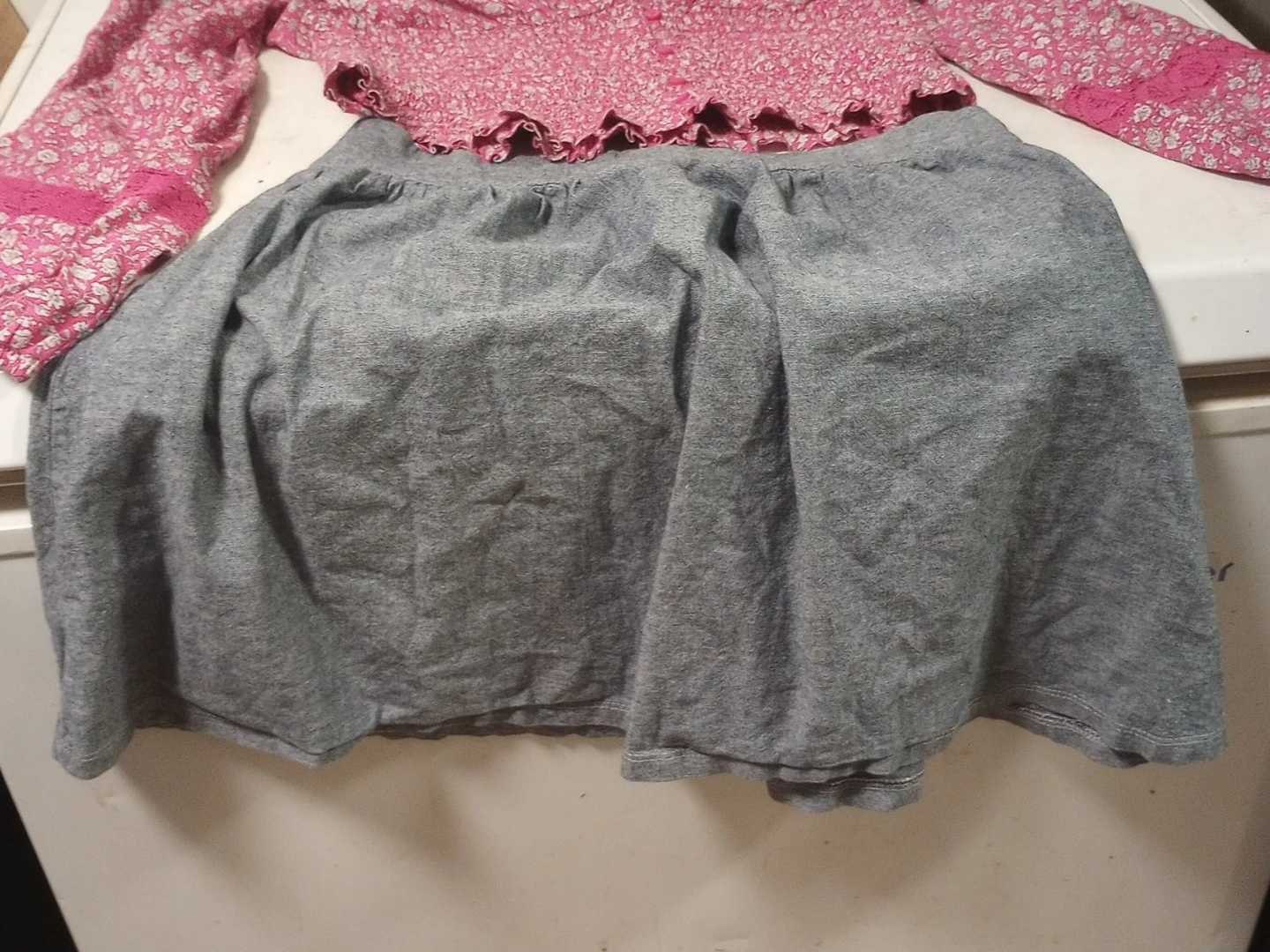 Girl's Pink Floral Long Sleeve Top & Grey Skirt Set