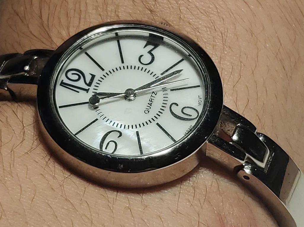 Ladies' Quartz Watch