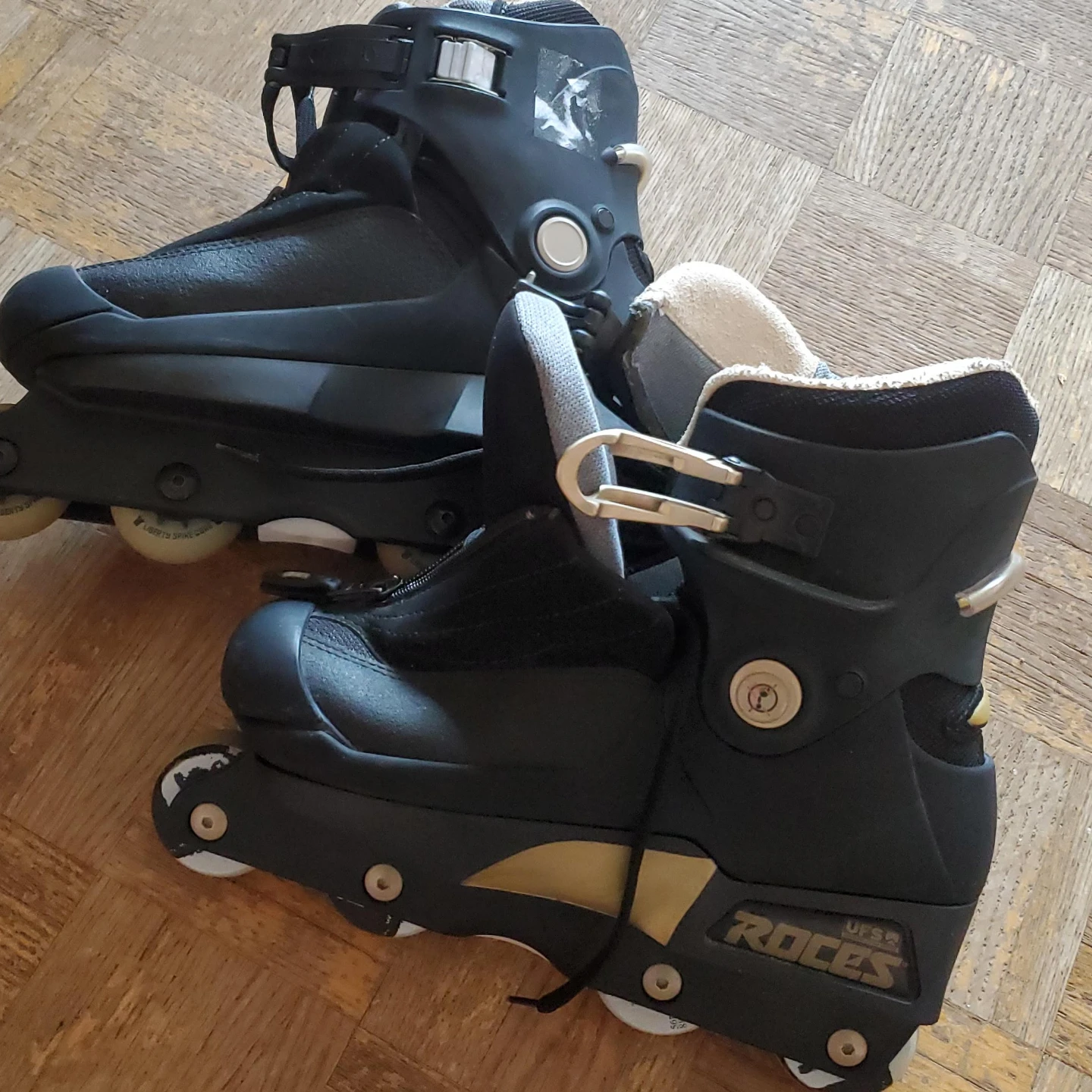 Roces Aggressive Inline Skates - Men's US 9