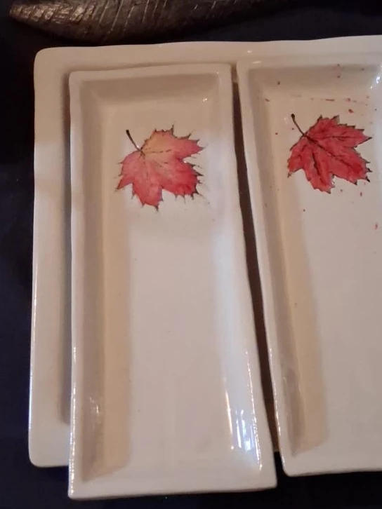 Set of 2 Maple Leaf Serving Platters