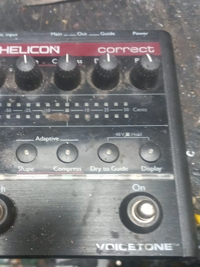 TC Helicon VoiceTone Correct Vocal Effect Pedal