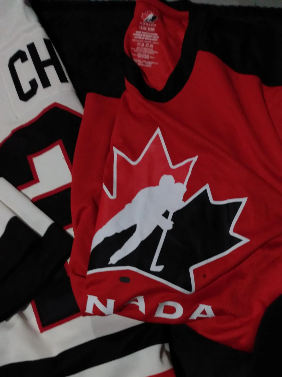 Canada Hockey Jersey Red Size L