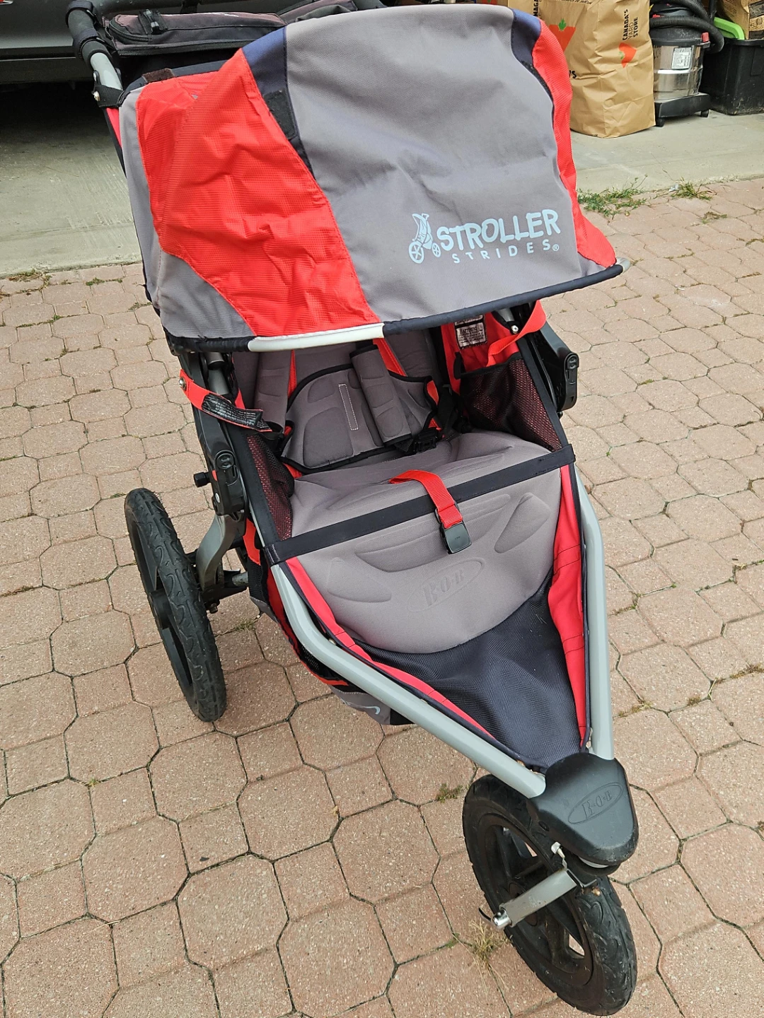 BOB Stroller Strides Jogging Stroller Bundle
