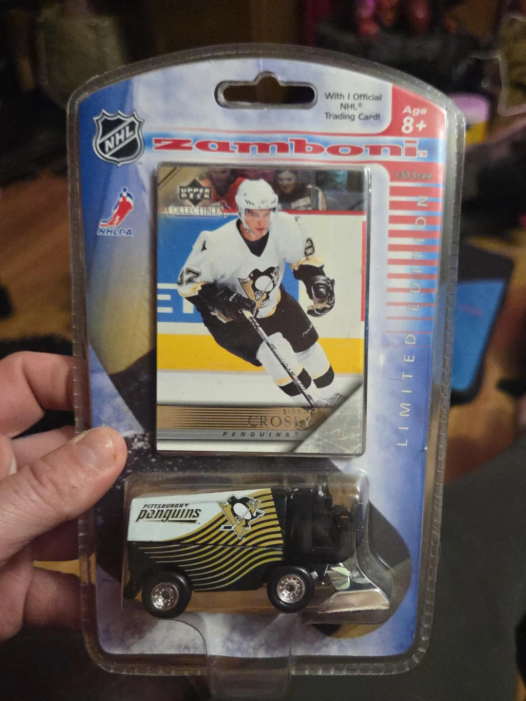 Zamboni Pittsburgh Penguins Limited Edition with Trading Card