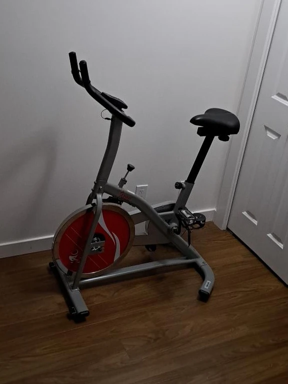 Sunny Health & Fitness Indoor Cycling Bike
