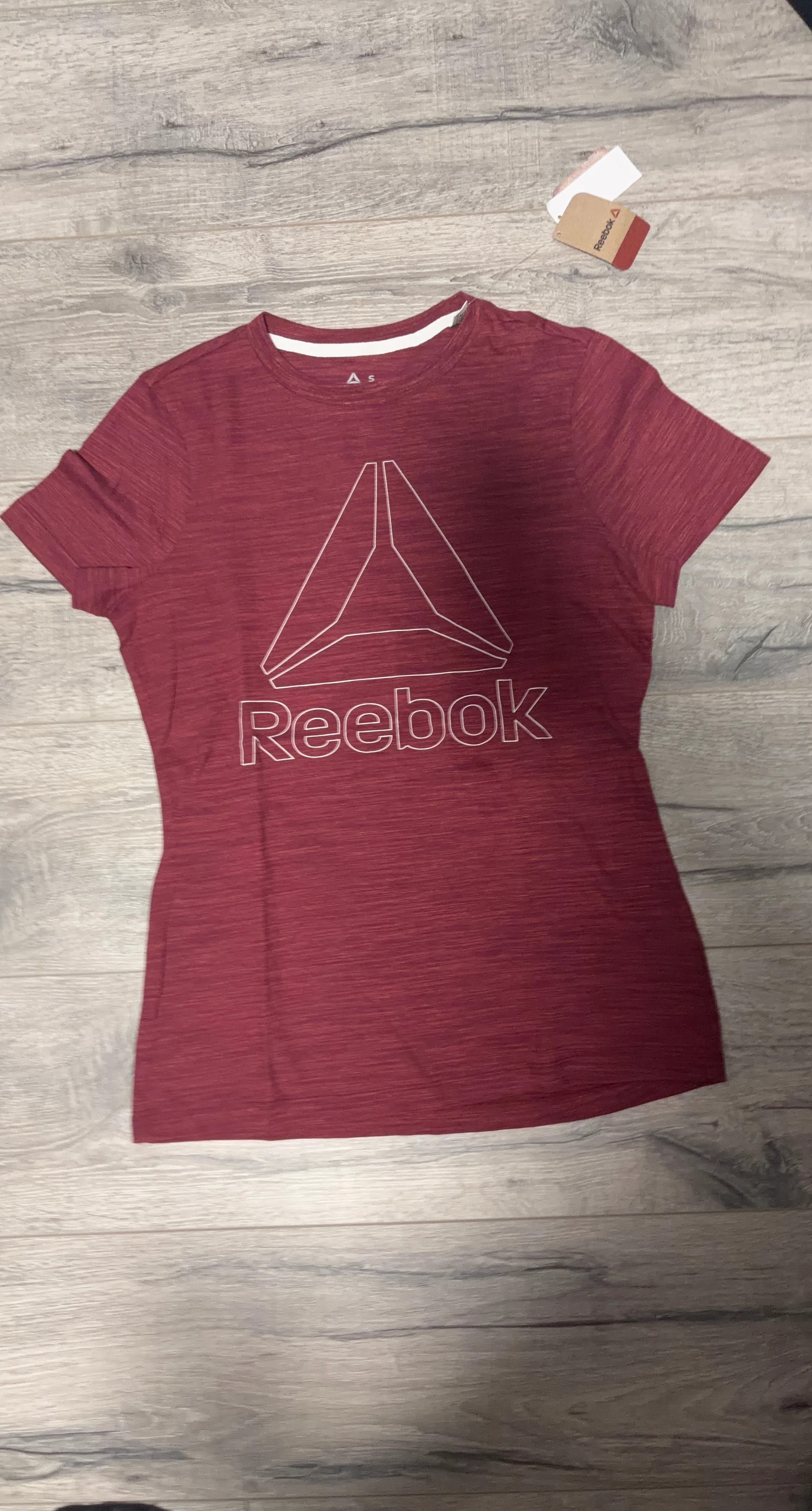 Reebok Women's Maroon T-Shirt - Size S