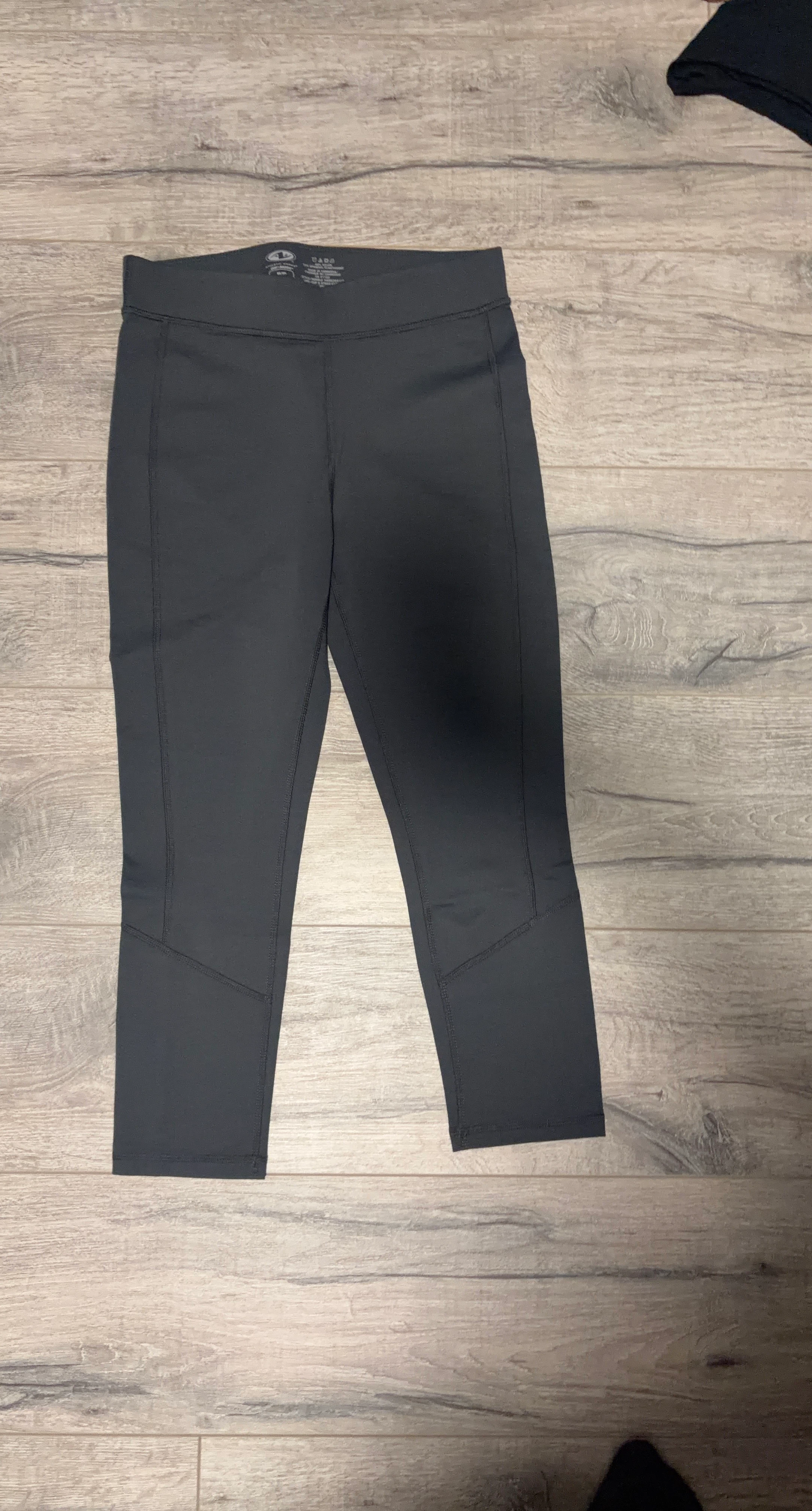 Athletic Works Women's Capri Leggings