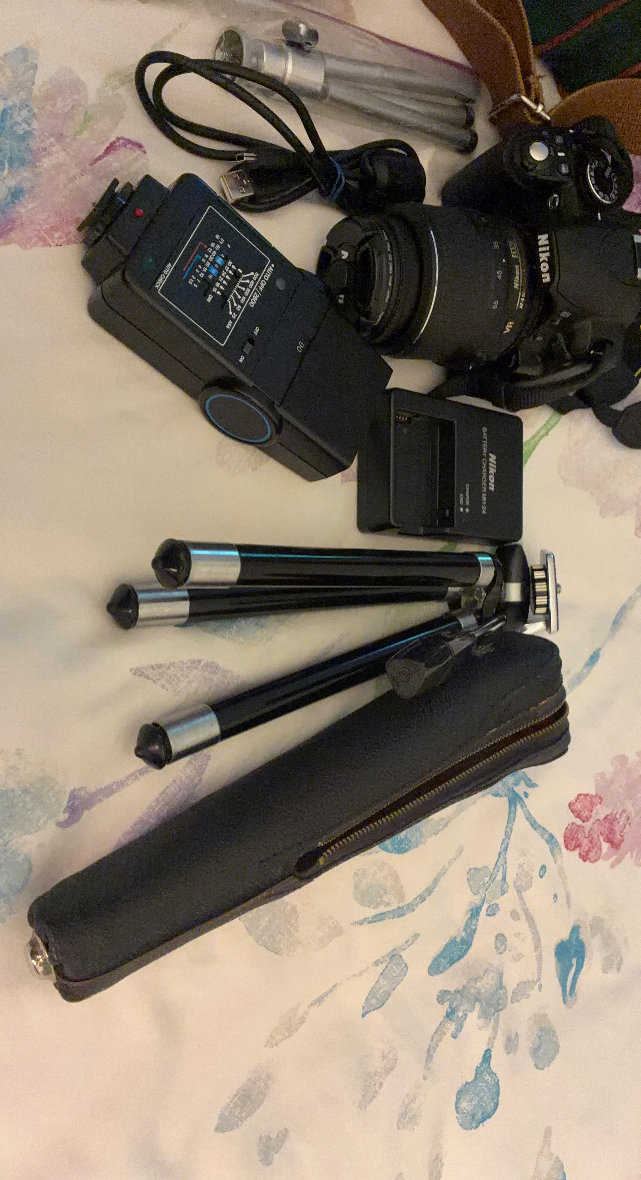 Nikon DSLR Camera Bundle with Accessories
