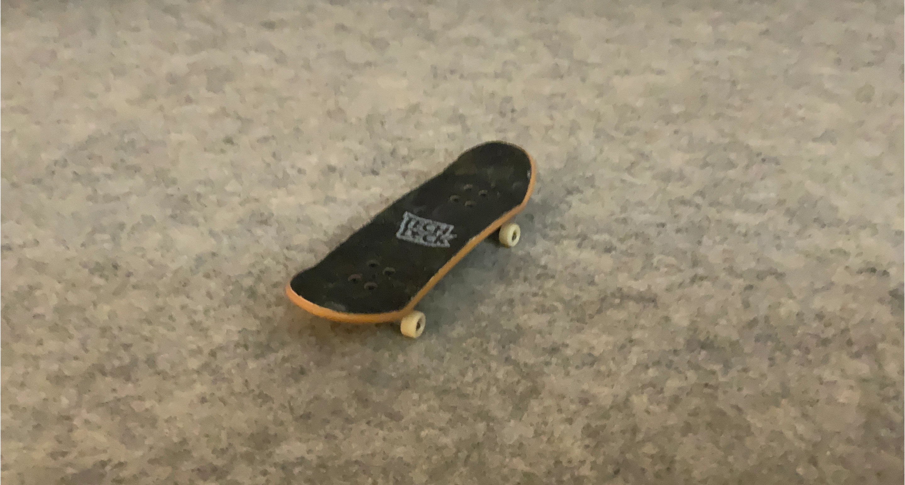 Tech Deck Fingerboard