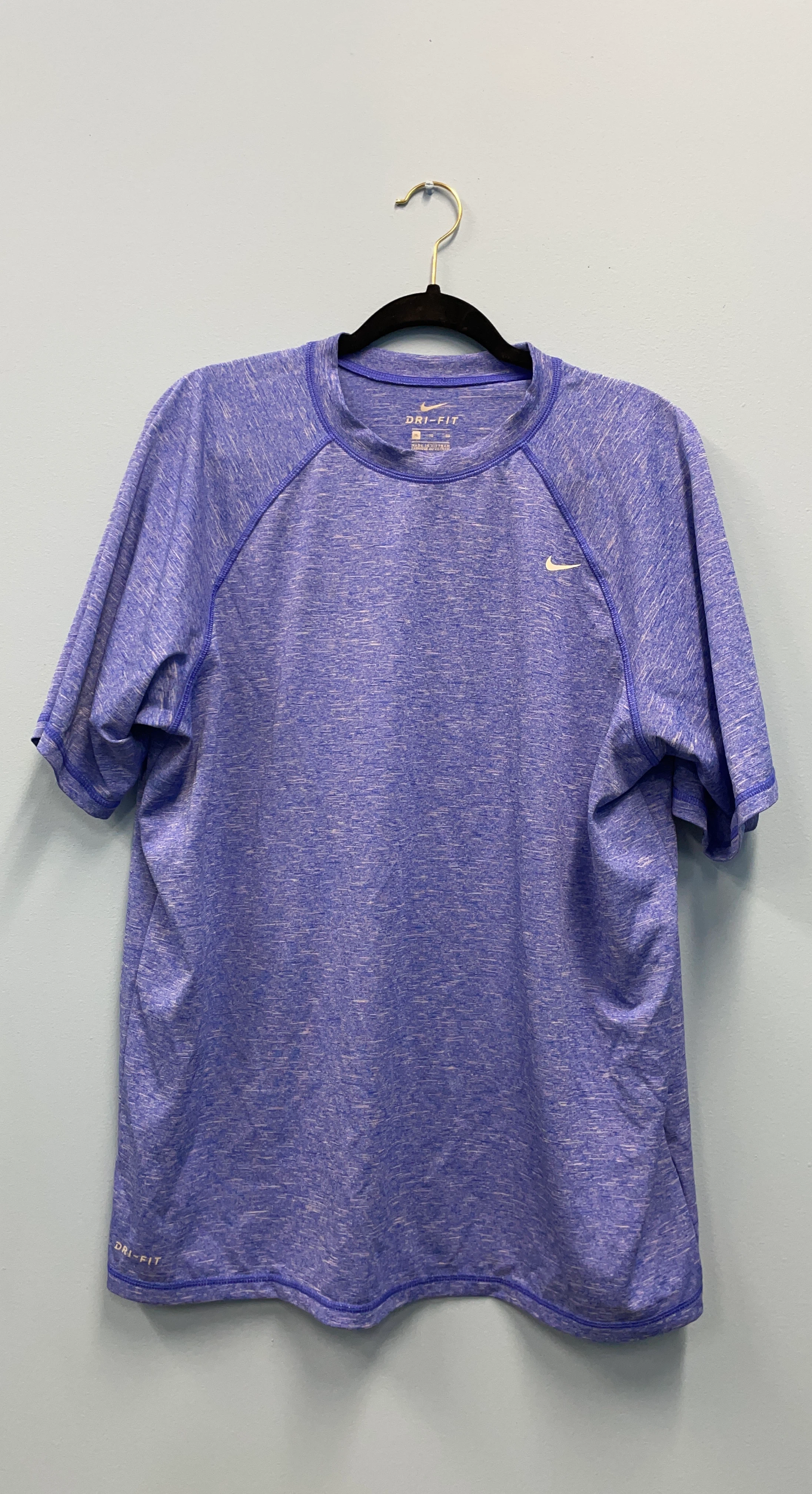 Nike Dri-FIT T-Shirt - Size Medium