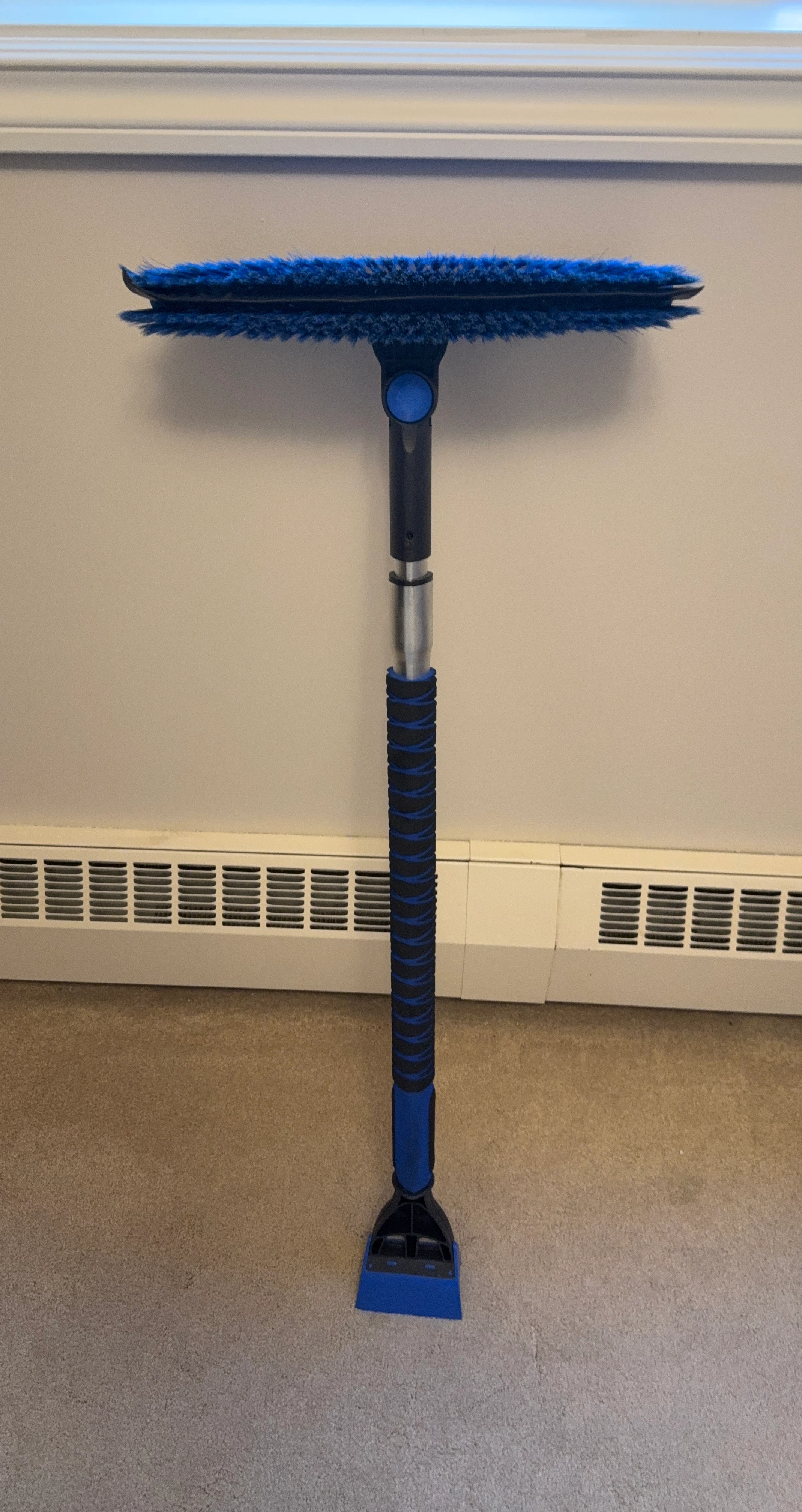 Telescopic Snow Brush and Ice Scraper