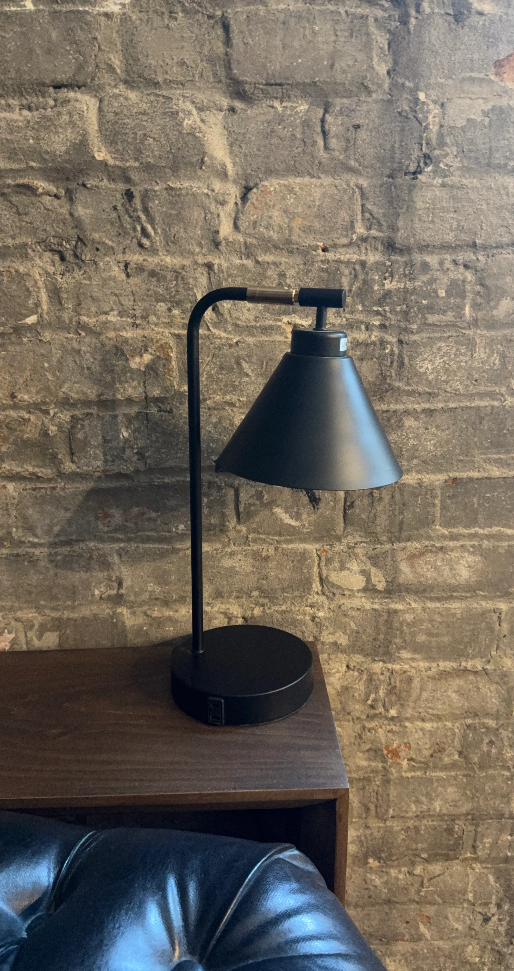 Black Metal Desk Lamp