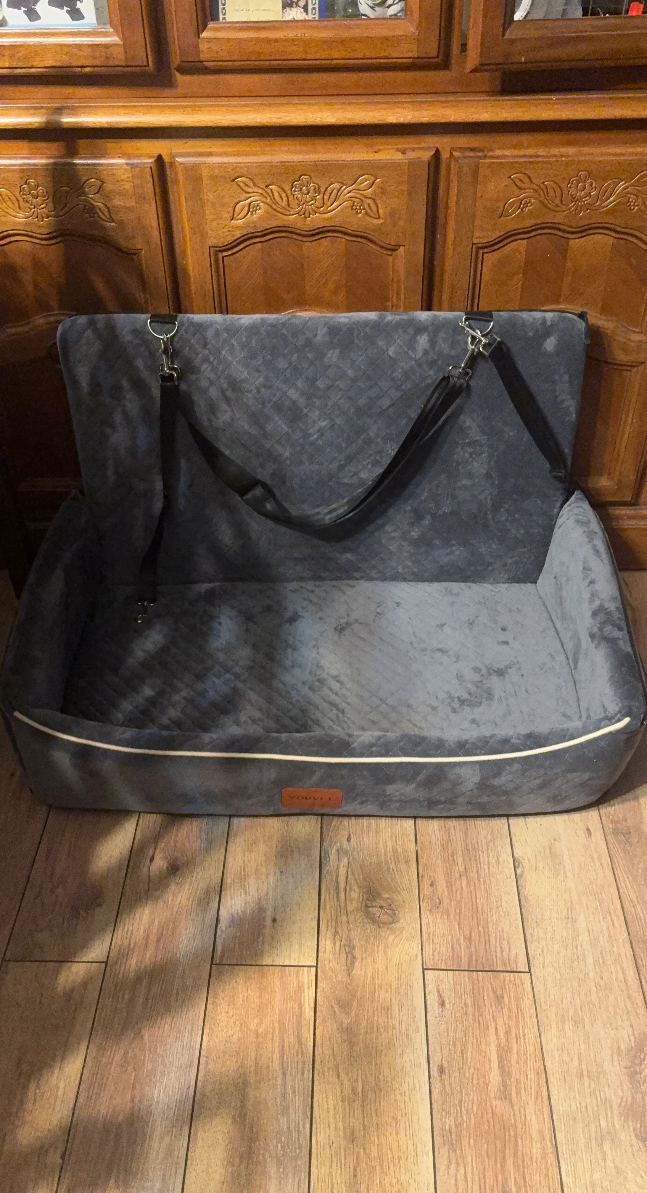 YOUVET Gray Quilted Dog Car Seat