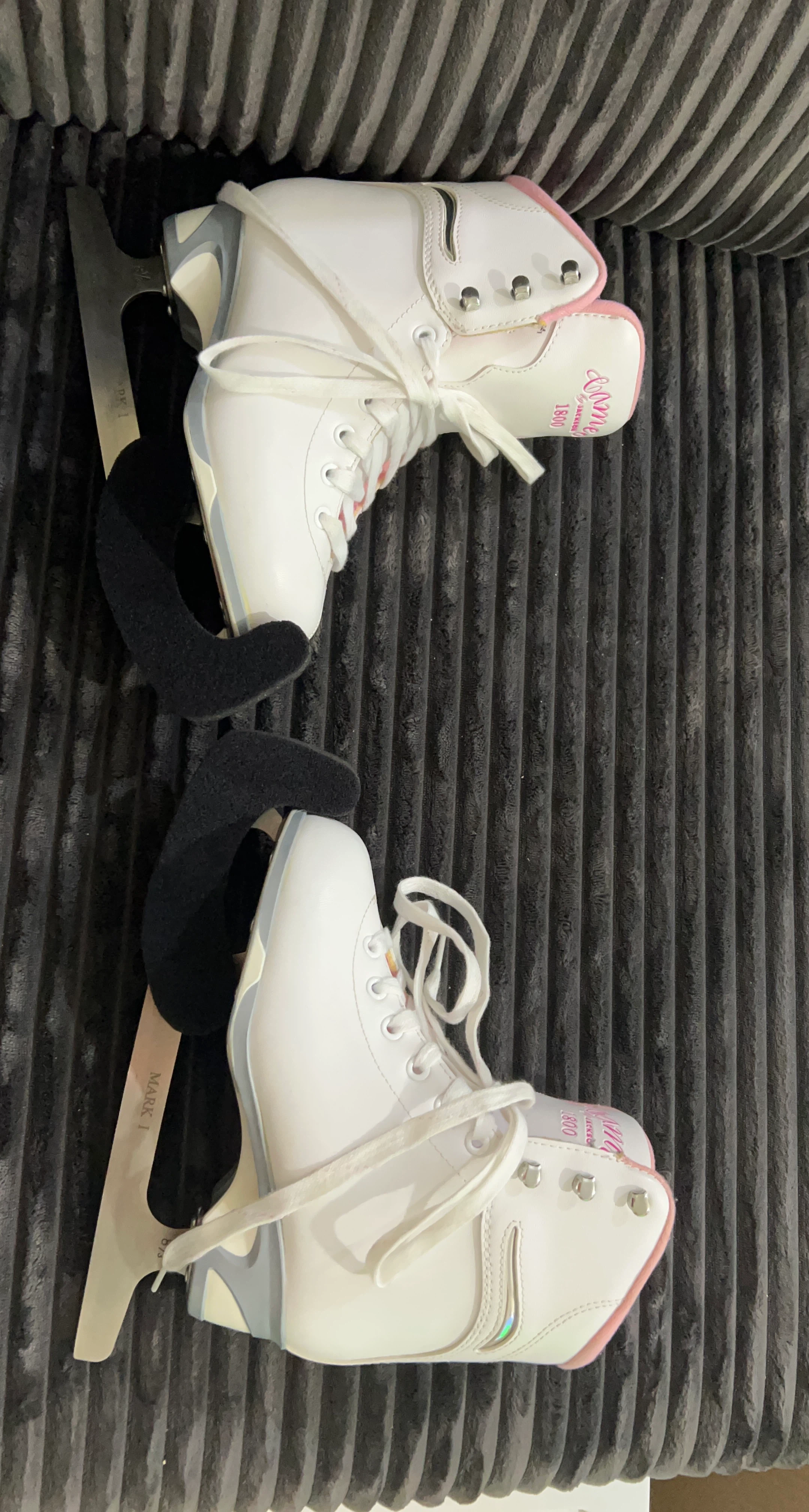 Jackson Ultima 1800 Figure Skates