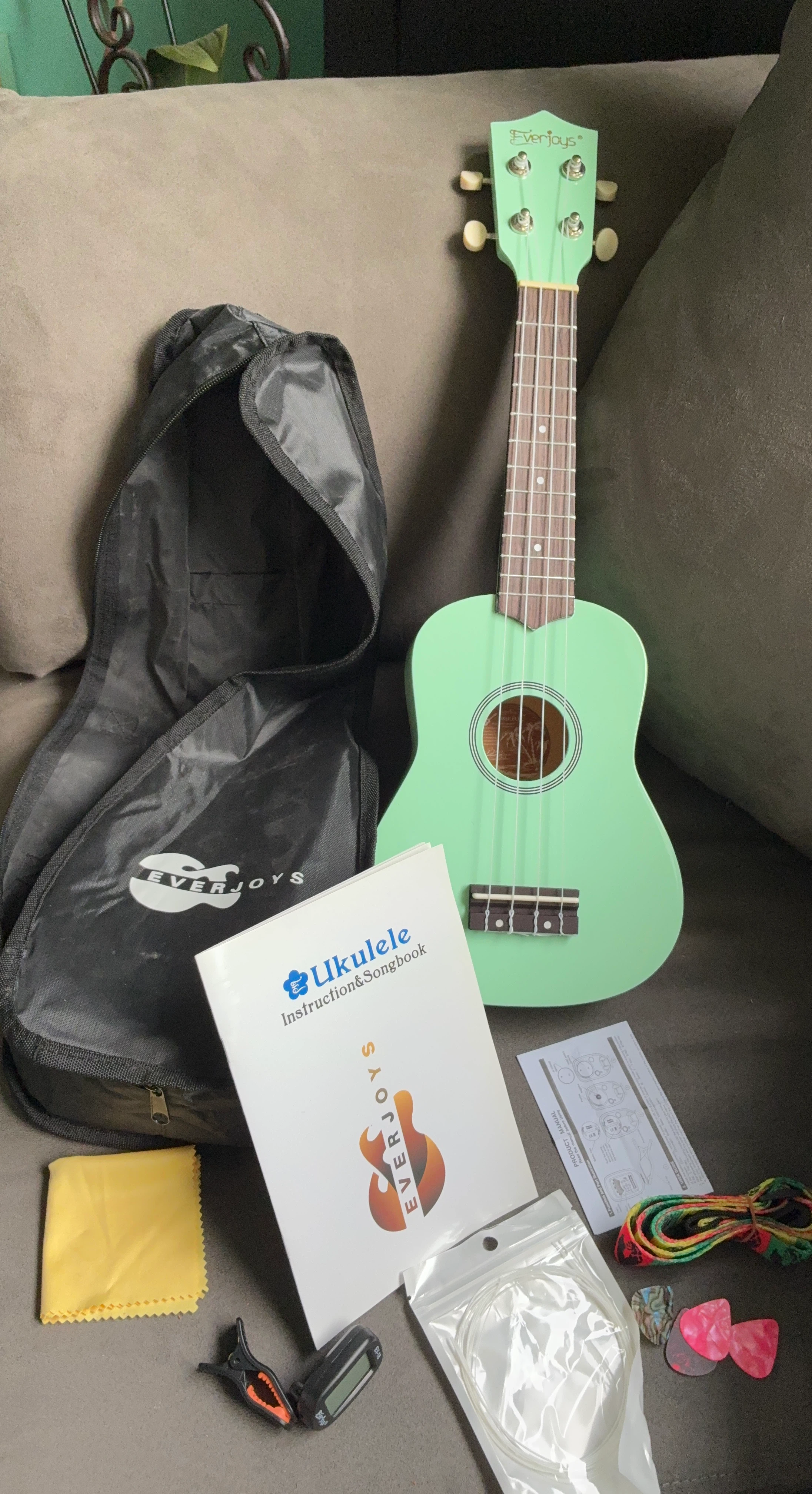 EverJoys Green Ukulele Starter Kit