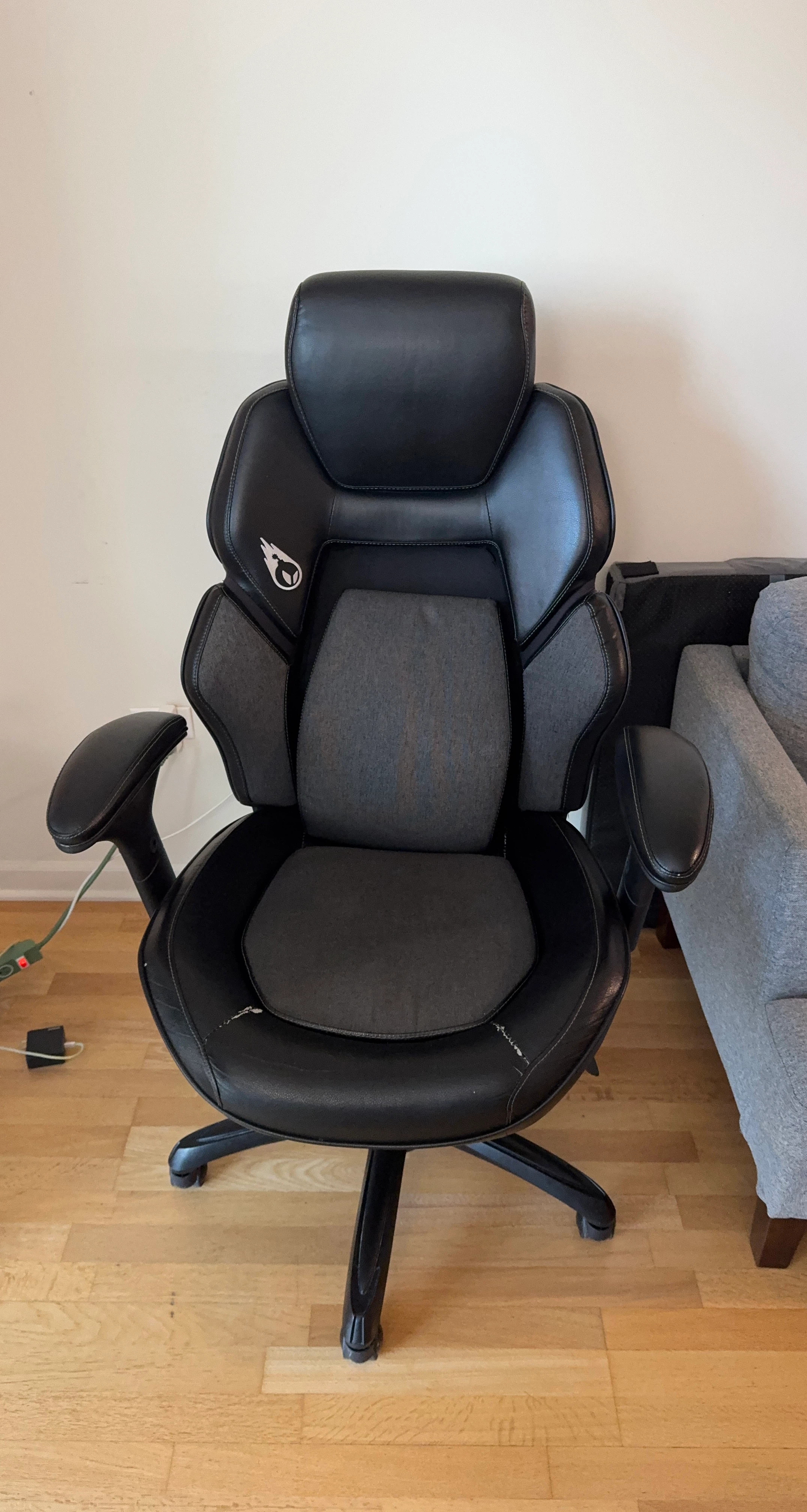 Secretlab Titan Gaming Chair